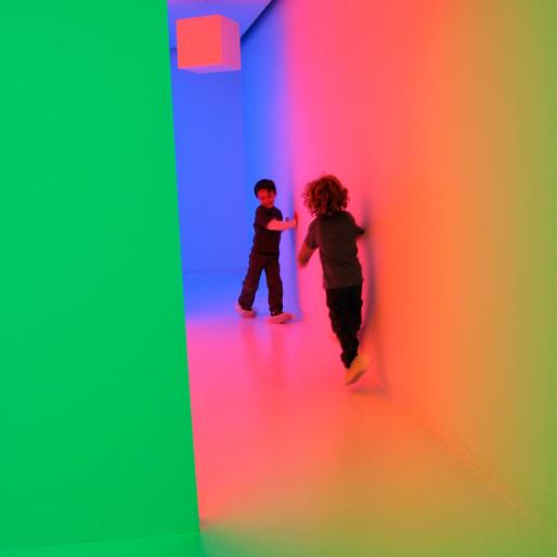 Chromosatuation by Carlos Cruz-Diaz, 1965-2013, in Light Show at Hayward Gallery. Image courtesy of southbankcentre.co.uk