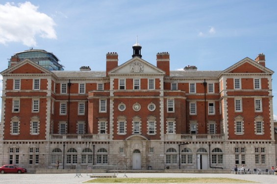 View of Chelsea College of Art and Design (Building D). Image courtesy www.flickr.com